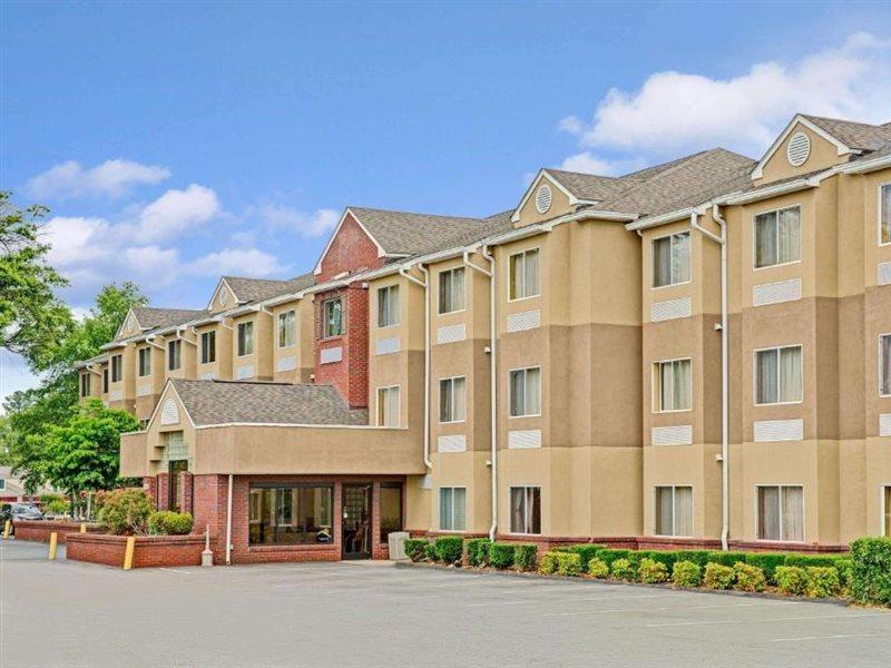 Microtel Inn By Wyndham Lake Norman Cornelius Esterno foto