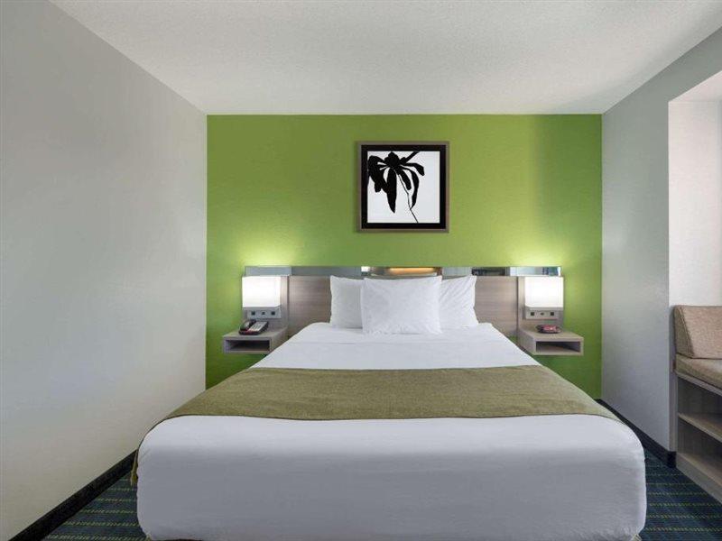 Microtel Inn By Wyndham Lake Norman Cornelius Esterno foto