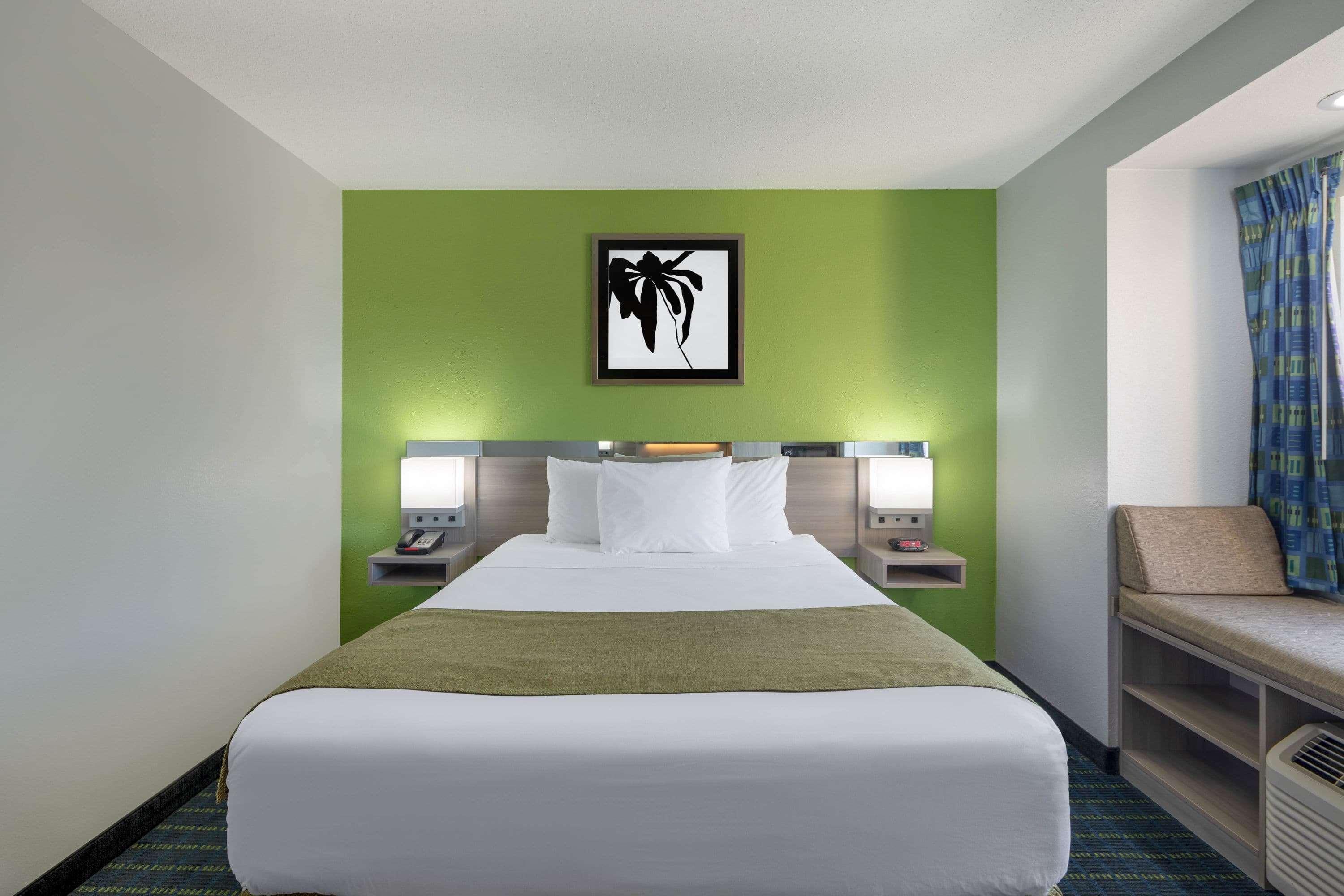 Microtel Inn By Wyndham Lake Norman Cornelius Esterno foto