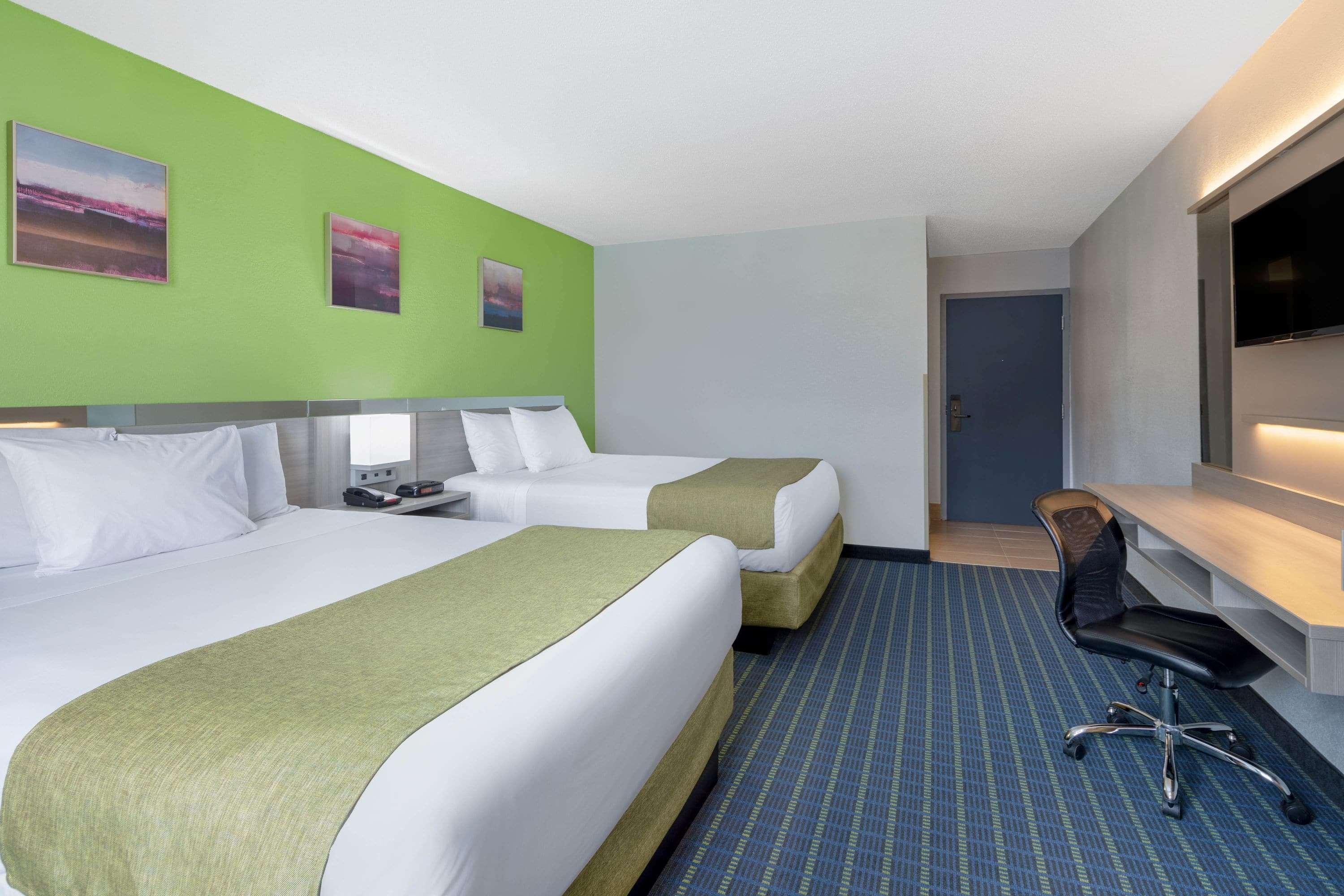 Microtel Inn By Wyndham Lake Norman Cornelius Esterno foto