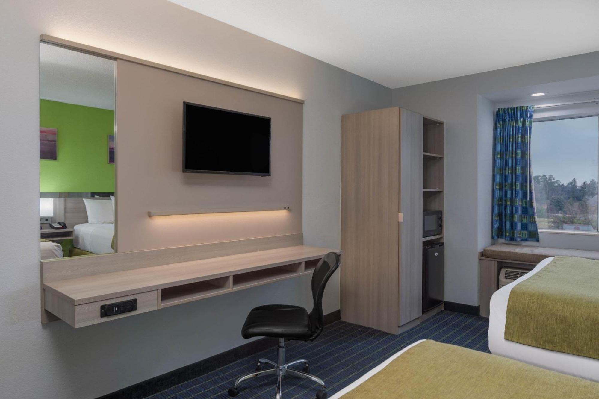 Microtel Inn By Wyndham Lake Norman Cornelius Esterno foto