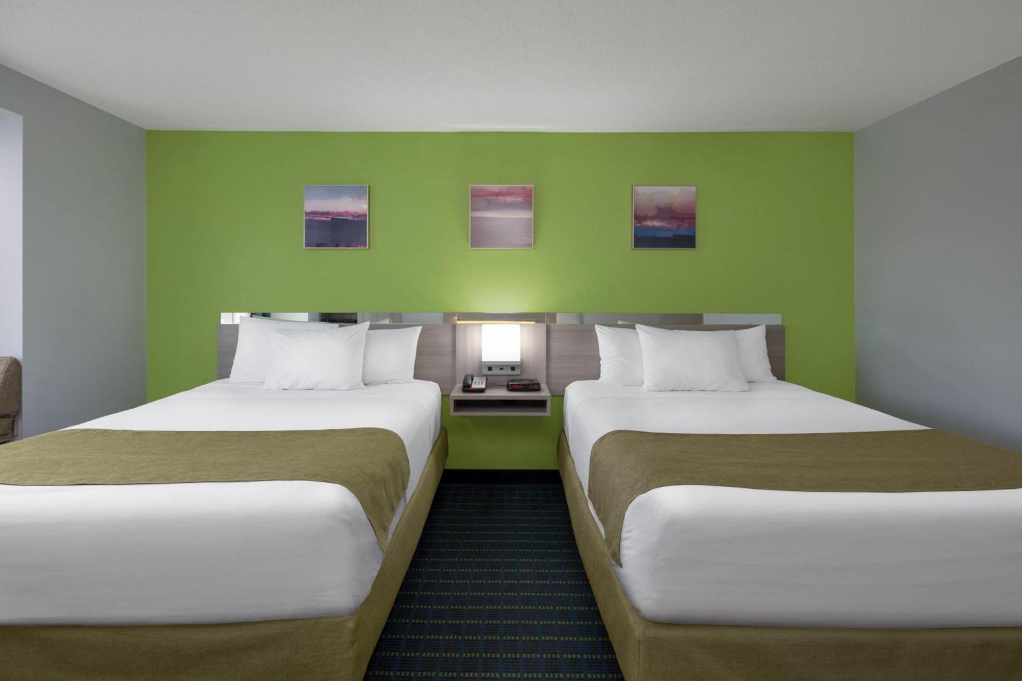 Microtel Inn By Wyndham Lake Norman Cornelius Esterno foto